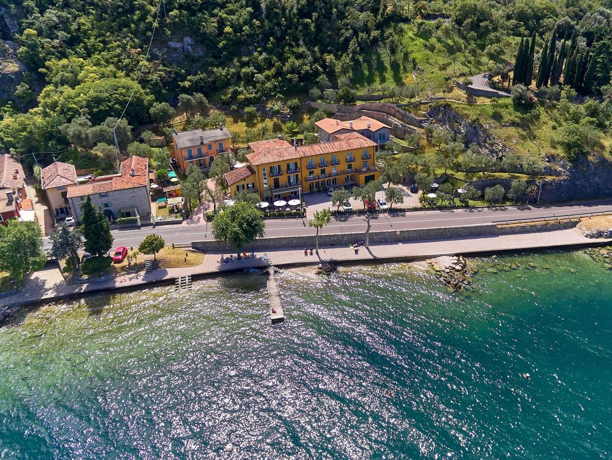 Albergo Del Garda Torri Del Benaco Buitenkant foto